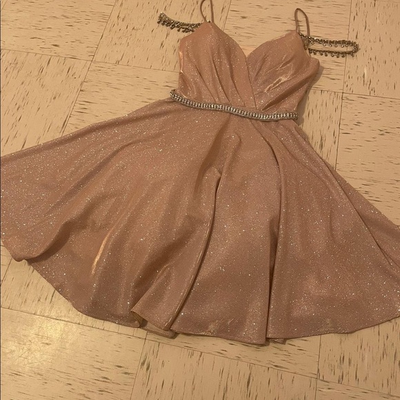 A dress for party,prom,graduation ect it’s a brand new. - Picture 4 of 5